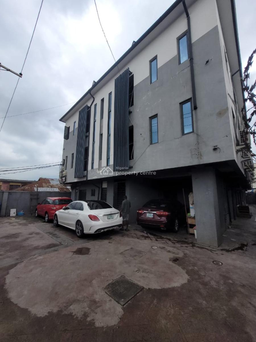 Decent Mini Flat Ground Flat, Charley Boy, Pedro, Gbagada, Lagos, Mini Flat (room and Parlour) for Rent