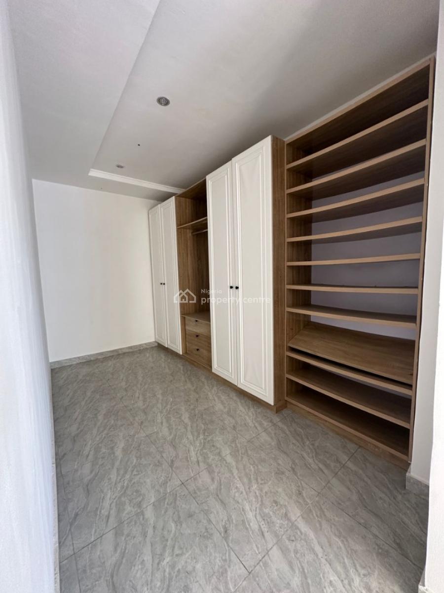 Well-built & Spacious 4-bedroom Terrace with Bq, Ikoyi, Lagos, Terraced Duplex for Sale