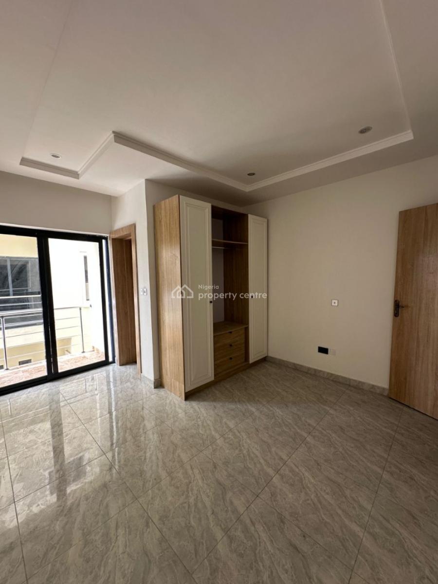 Well-built & Spacious 4-bedroom Terrace with Bq, Ikoyi, Lagos, Terraced Duplex for Sale
