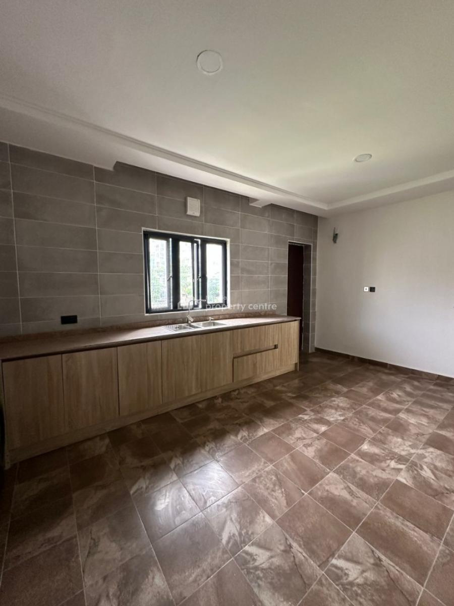 Well-built & Spacious 4-bedroom Terrace with Bq, Ikoyi, Lagos, Terraced Duplex for Sale