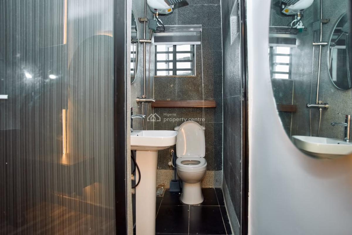 Colorful & Magnetic Apartment, Deni, Yaba, Lagos, Self Contain (single Rooms) Short Let