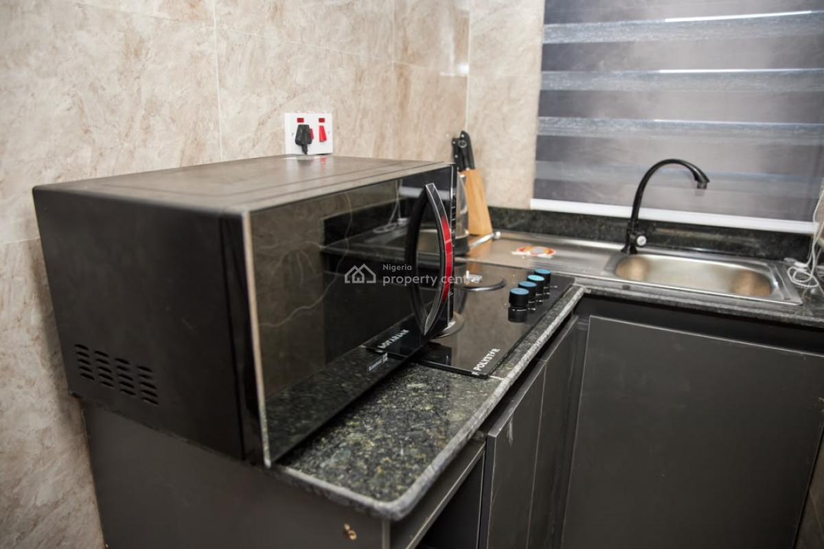 Colorful & Magnetic Apartment, Deni, Yaba, Lagos, Self Contain (single Rooms) Short Let