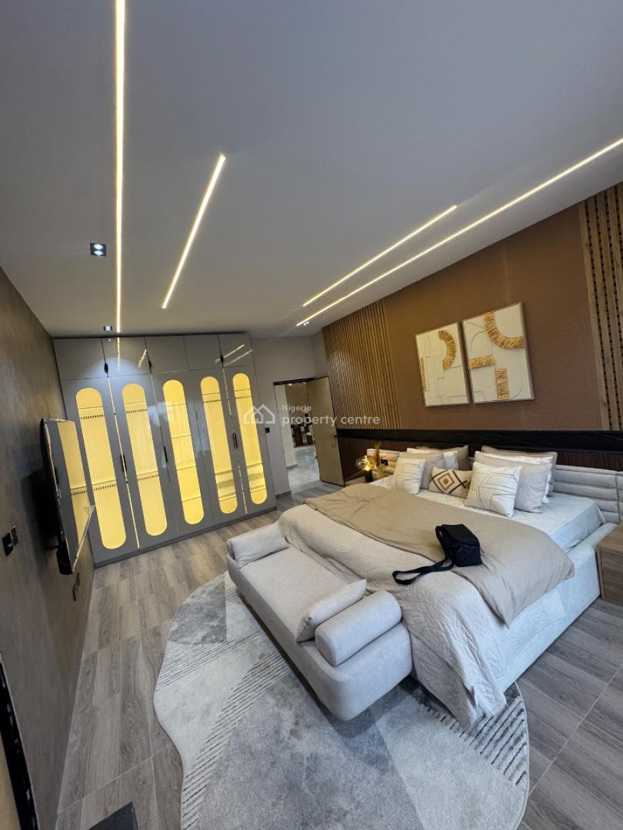 2 Bedroom Luxury Apartment, Lagoons District, Lekki Phase 1, Lekki, Lagos, Block of Flats for Sale