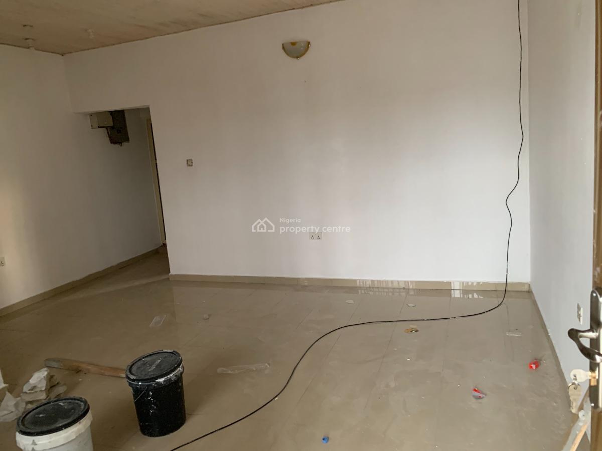 Extra Large Mini Flat Upstairs with Personal Prepaid Meter, Abijo, Victory Villa Estate, Ajah, Lagos, Mini Flat (room and Parlour) for Rent