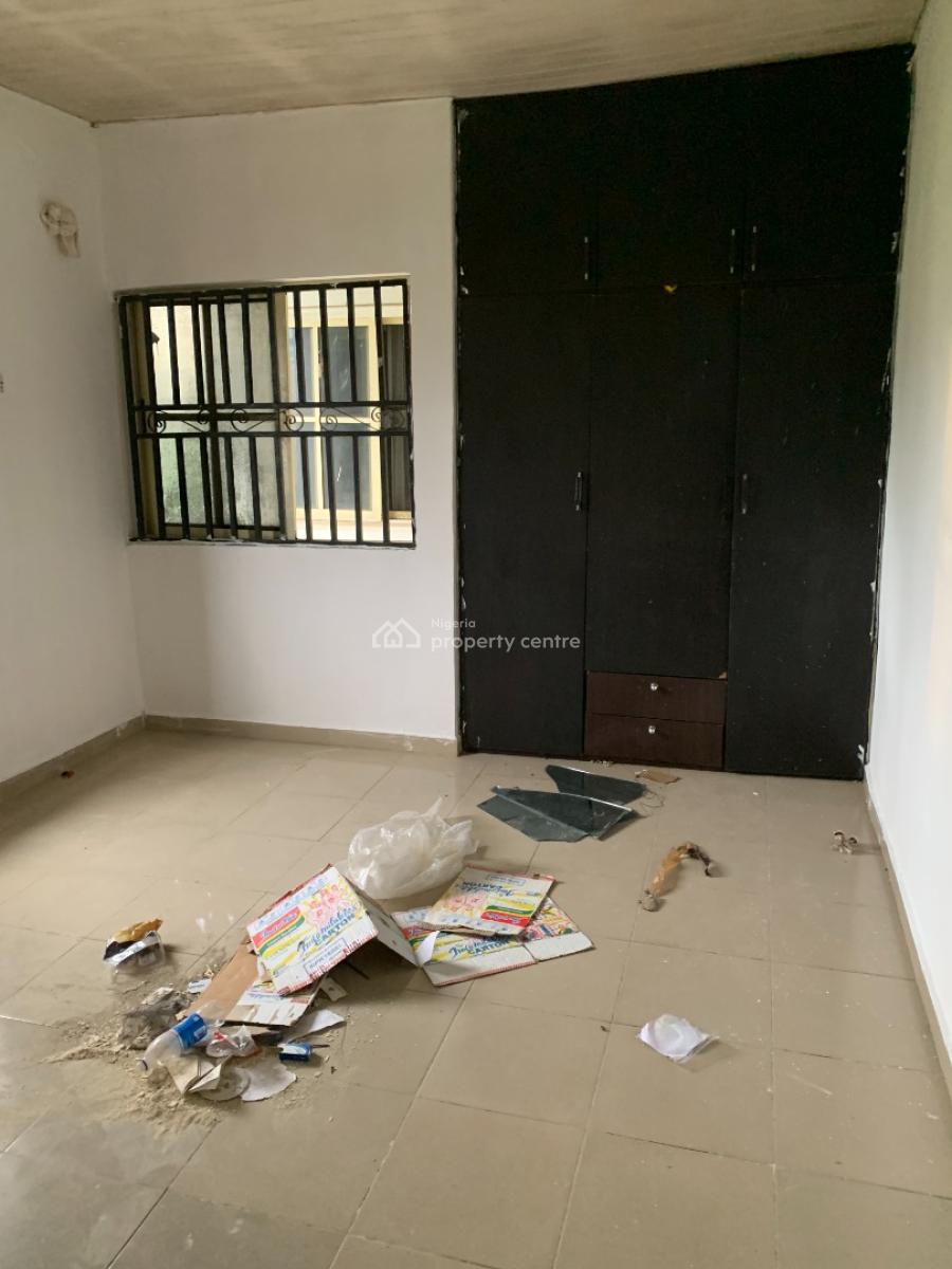 Extra Large Mini Flat Upstairs with Personal Prepaid Meter, Abijo, Victory Villa Estate, Ajah, Lagos, Mini Flat (room and Parlour) for Rent