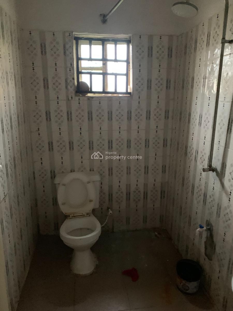 Extra Large Mini Flat Upstairs with Personal Prepaid Meter, Abijo, Victory Villa Estate, Ajah, Lagos, Mini Flat (room and Parlour) for Rent