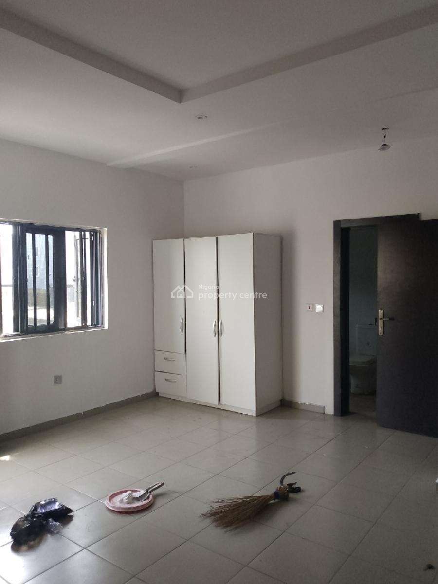 Very Spacious and Beautiful 3 Bedroom Terrace Duplex with Bq, Mobile Road, Ilaje, Ajah, Lagos, Terraced Duplex for Rent