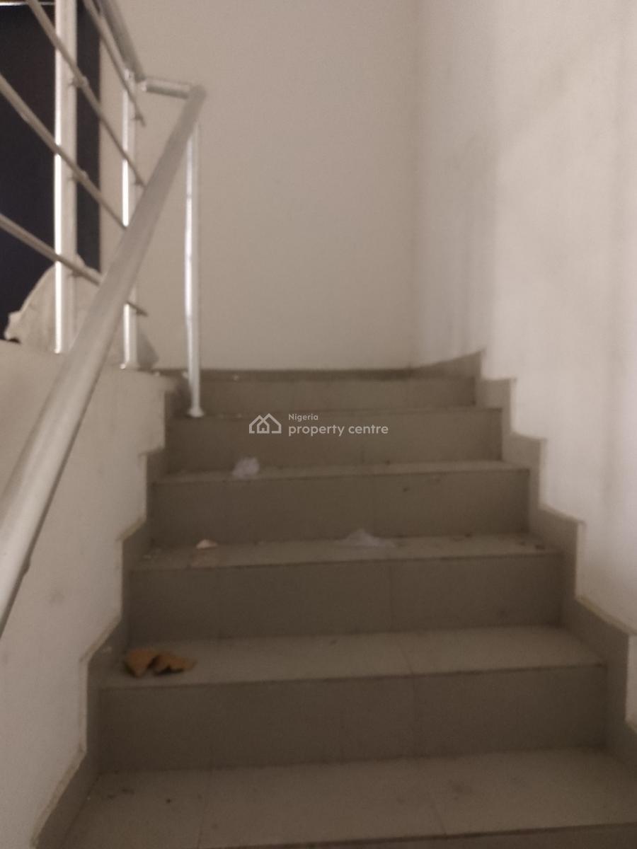 Very Spacious and Beautiful 3 Bedroom Terrace Duplex with Bq, Mobile Road, Ilaje, Ajah, Lagos, Terraced Duplex for Rent