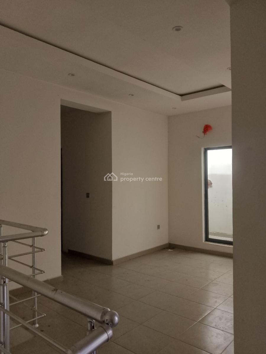 Very Spacious and Beautiful 3 Bedroom Terrace Duplex with Bq, Mobile Road, Ilaje, Ajah, Lagos, Terraced Duplex for Rent