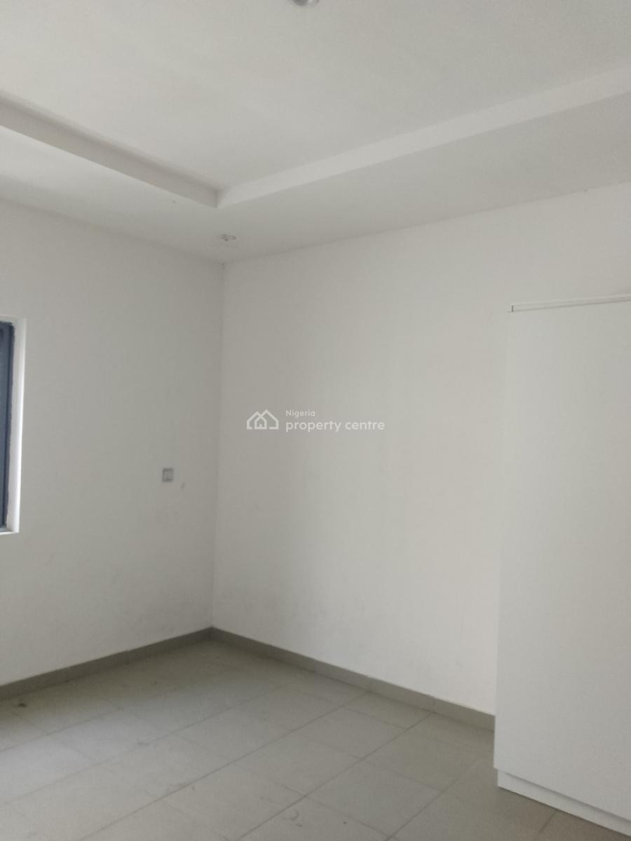 Very Spacious and Beautiful 3 Bedroom Terrace Duplex with Bq, Mobile Road, Ilaje, Ajah, Lagos, Terraced Duplex for Rent