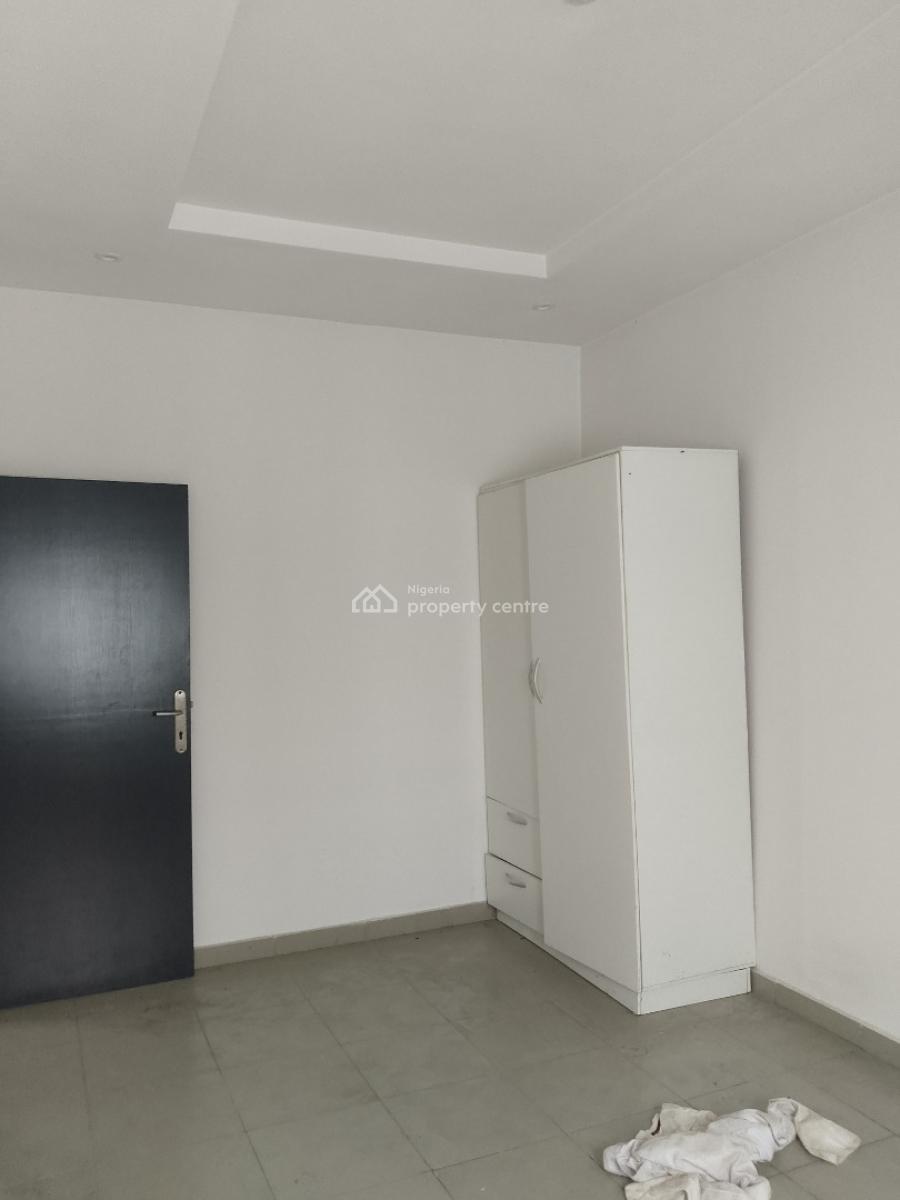 Very Spacious and Beautiful 3 Bedroom Terrace Duplex with Bq, Mobile Road, Ilaje, Ajah, Lagos, Terraced Duplex for Rent