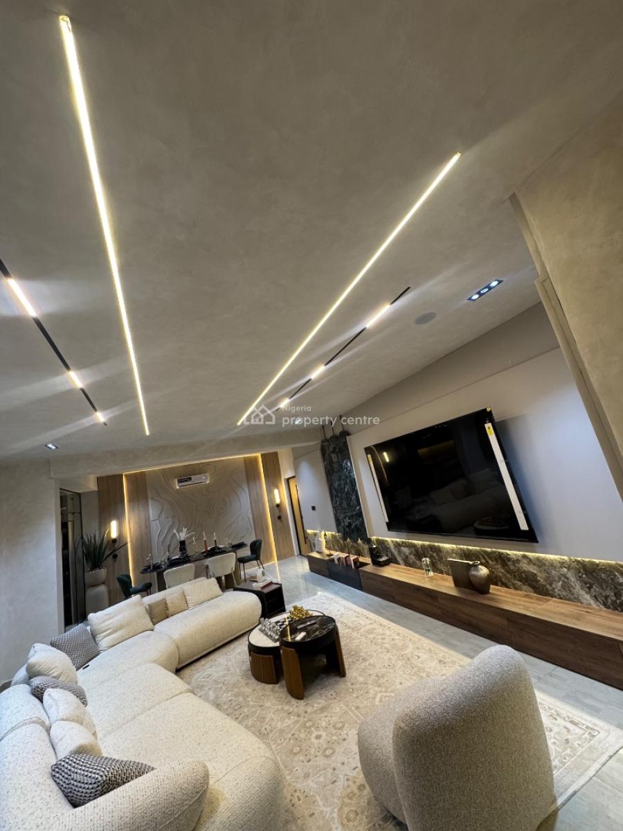 3 Bedroom Penthouse with Cinema and Bq, Lekki Phase 1, Lekki, Lagos, Block of Flats for Sale