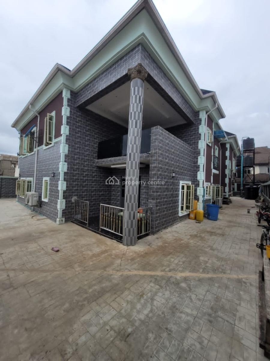 Spacious 6 Bedroom Detached Duplex Available, Oworonshoki, Shomolu, Lagos, Detached Duplex for Sale