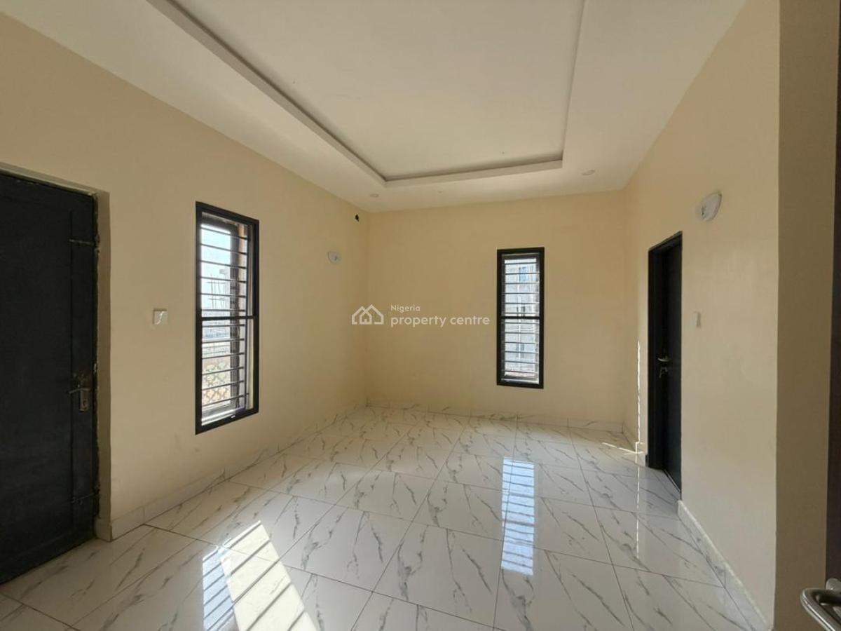 3 Bedroom Apartment, River Part Estate, Airport Road, Lugbe District, Abuja, Flat / Apartment for Rent