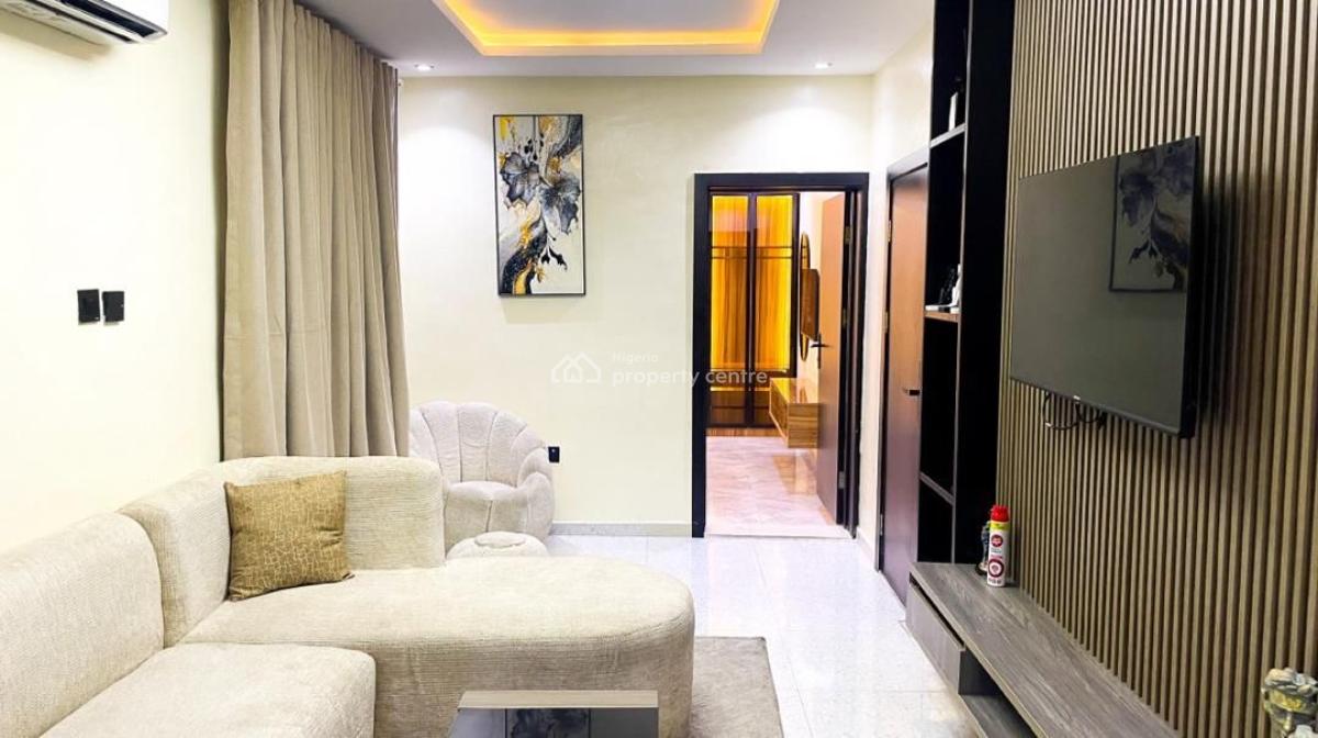 Newly Cozy 1 Bedroom Apartment with Ps5, Snooker Board, Air Hocke, Lekki Phase 1, Lekki, Lagos, Flat / Apartment Short Let
