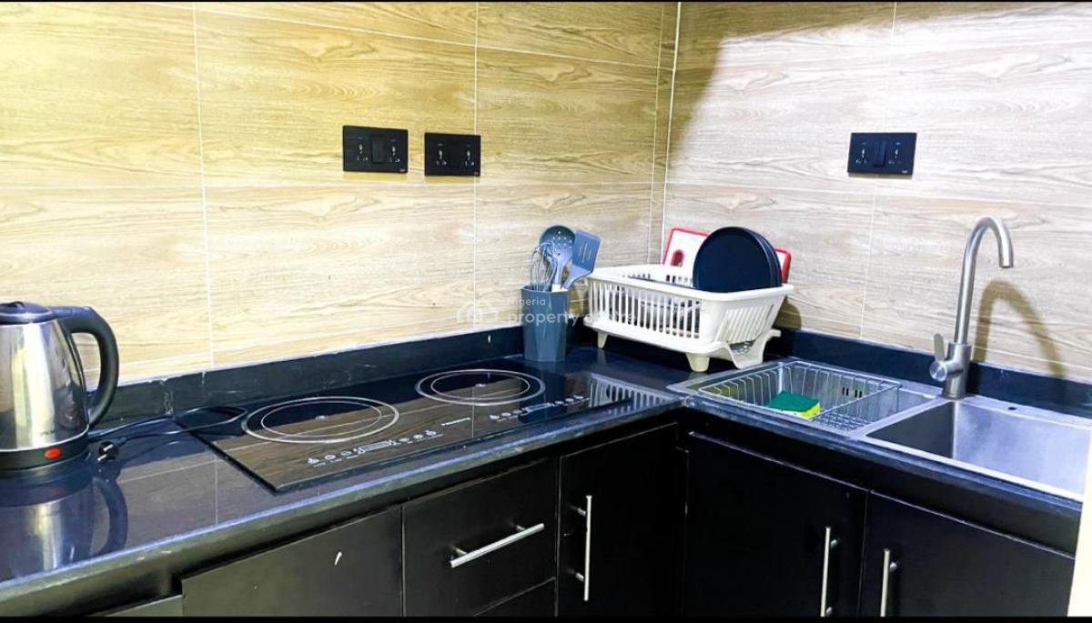 Newly Cozy 1 Bedroom Apartment with Ps5, Snooker Board, Air Hocke, Lekki Phase 1, Lekki, Lagos, Flat / Apartment Short Let