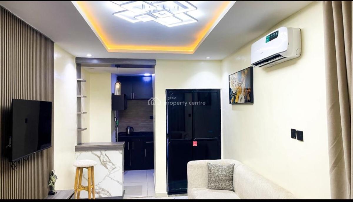 Newly Cozy 1 Bedroom Apartment with Ps5, Snooker Board, Air Hocke, Lekki Phase 1, Lekki, Lagos, Flat / Apartment Short Let