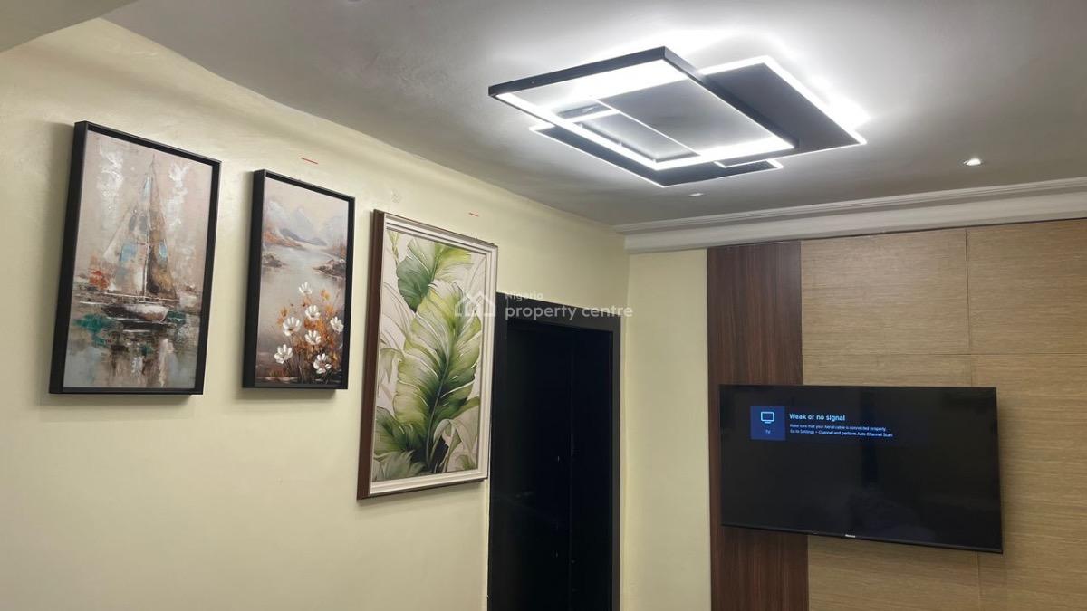 Newly Cozy 1 Bedroom Apartment with Ps5, Snooker Board, Air Hocke, Lekki Phase 1, Lekki, Lagos, Flat / Apartment Short Let