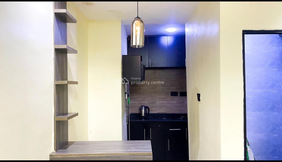 Newly Cozy 1 Bedroom Apartment with Ps5, Snooker Board, Air Hocke, Lekki Phase 1, Lekki, Lagos, Flat / Apartment Short Let