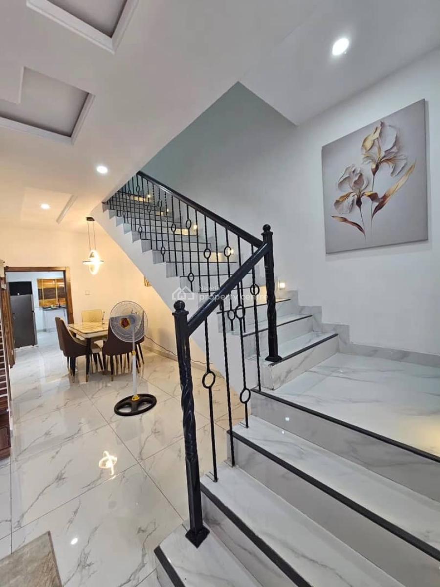 Four-bedroom Semi Detached, Maryland, Lagos, Semi-detached Duplex for Sale