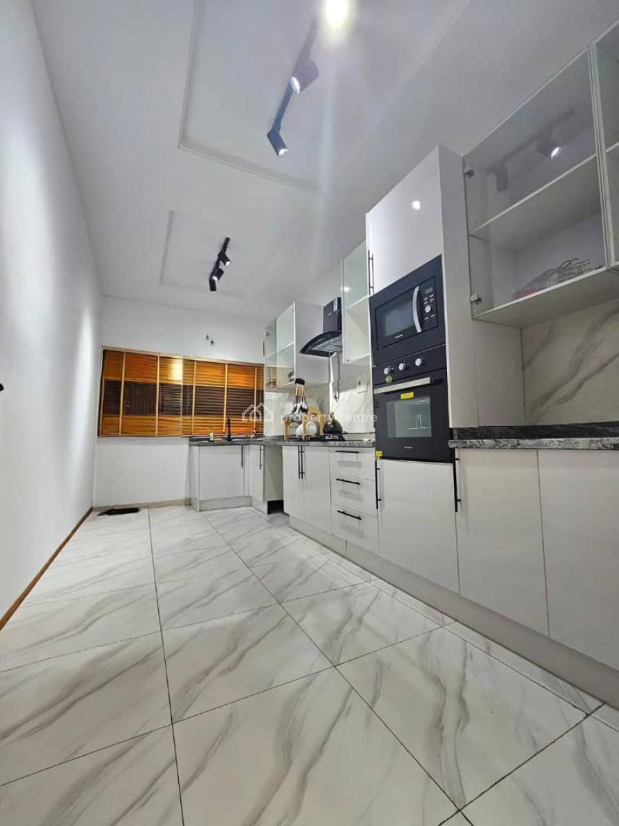 Four-bedroom Semi Detached, Maryland, Lagos, Semi-detached Duplex for Sale