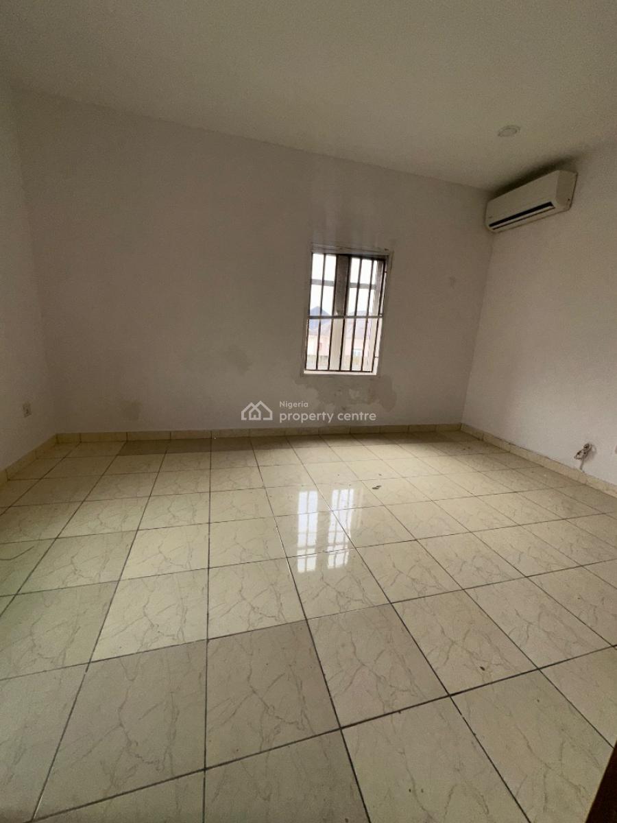 Specious 3bedroom Apartment +bq, East Gate Estate /idado, Lekki, Lagos, Flat / Apartment for Rent