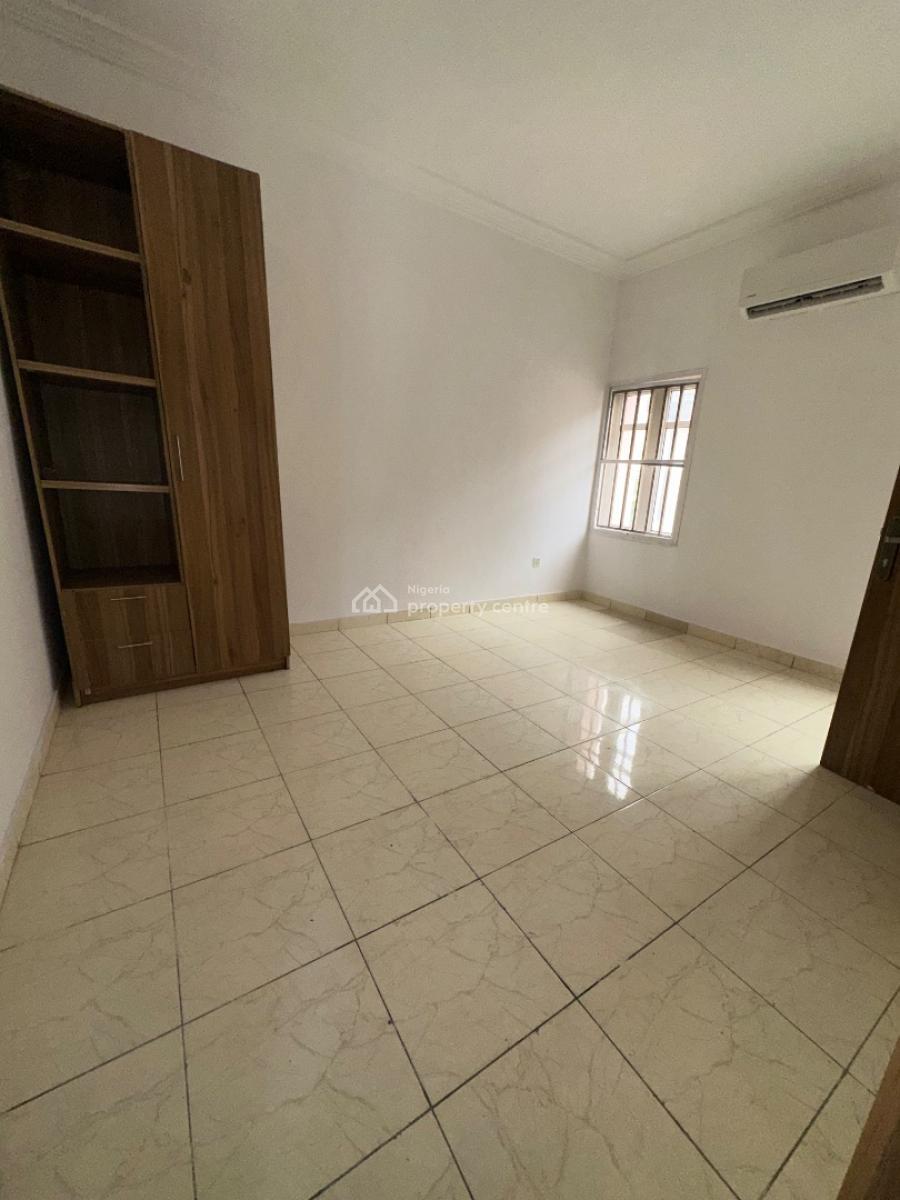 Specious 3bedroom Apartment +bq, East Gate Estate /idado, Lekki, Lagos, Flat / Apartment for Rent