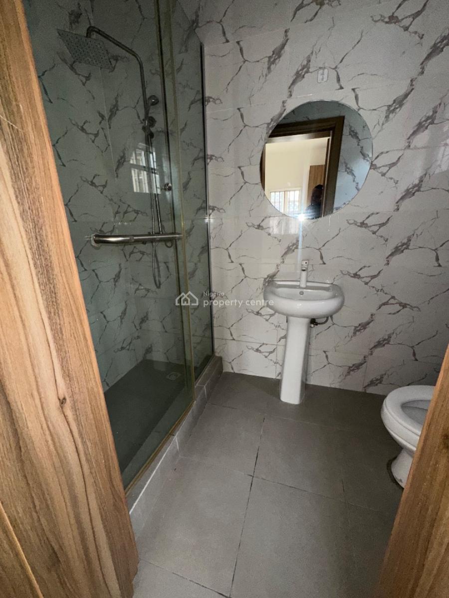 Specious 3bedroom Apartment +bq, East Gate Estate /idado, Lekki, Lagos, Flat / Apartment for Rent