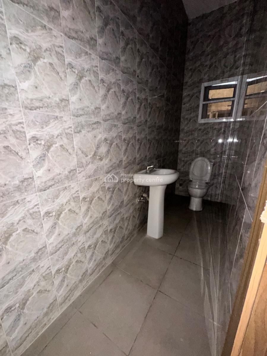 Specious 3bedroom Apartment +bq, East Gate Estate /idado, Lekki, Lagos, Flat / Apartment for Rent