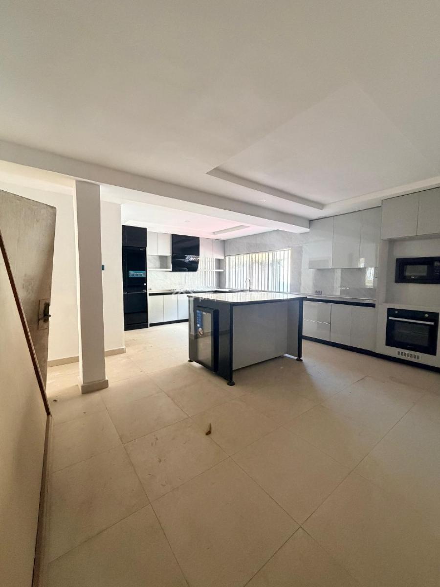 Spacious 5 Bedroom Detached Duplex with a Mini Flat, Maryland, Lagos, Detached Duplex for Sale
