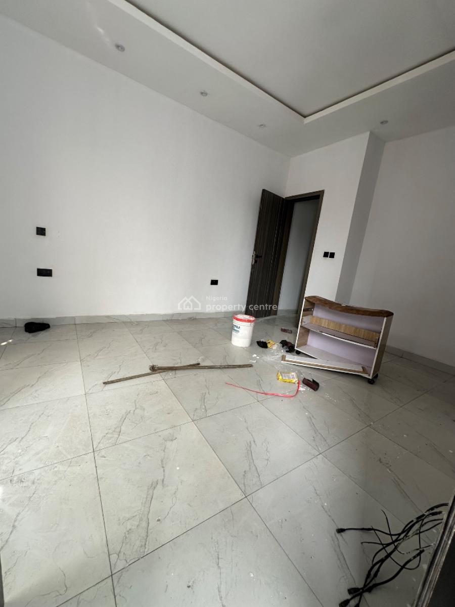 Specious 2 Bedroom Massonette, Ocean Breeze Estate, Lekki, Lagos, Flat / Apartment for Rent