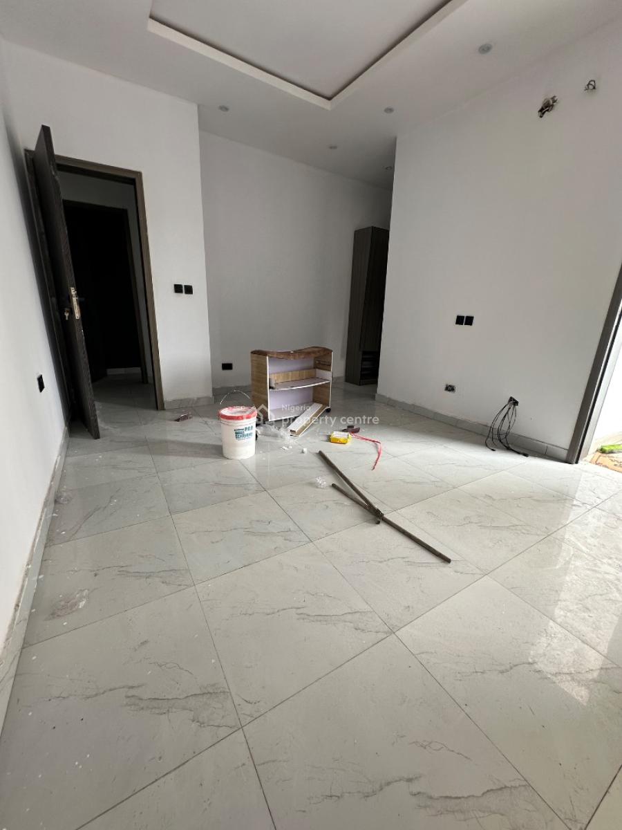 Specious 2 Bedroom Massonette, Ocean Breeze Estate, Lekki, Lagos, Flat / Apartment for Rent