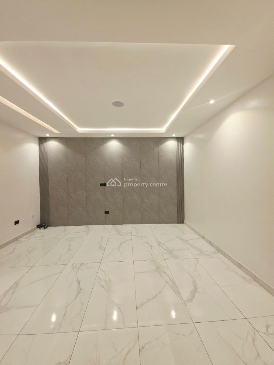 Newly Built 2bedrooms Flat, Lekki Phase1, Lekki Phase 1, Lekki, Lagos, Flat / Apartment for Sale