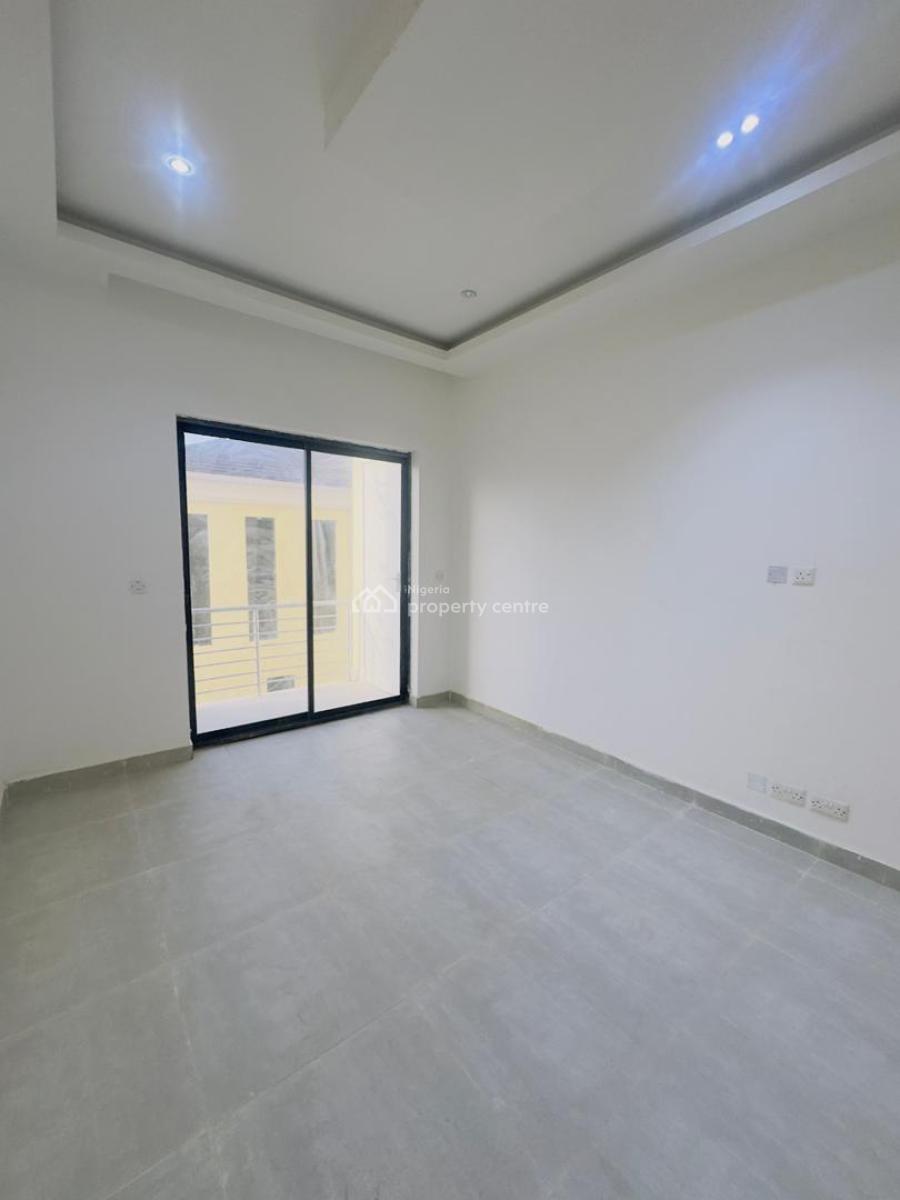 2 Bedroom Apartment, Victoria Island (vi), Lagos, House for Sale