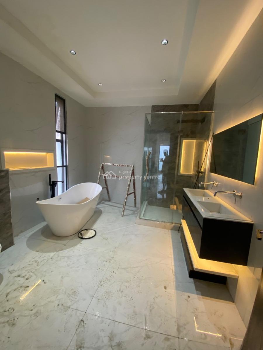 Ultra Luxury 4bedroom Maisonatte with Bq , Sea View, Banana Island Road Note.(not Inside Banana Island Estate ), Ikoyi, Lagos, Flat / Apartment for Rent