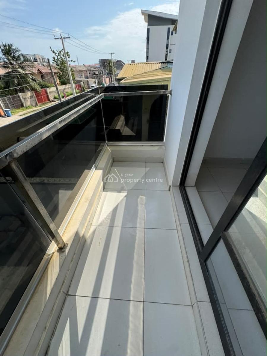Two Bedroom  Apartment, Ologolo, Lekki, Lagos, Flat / Apartment for Rent