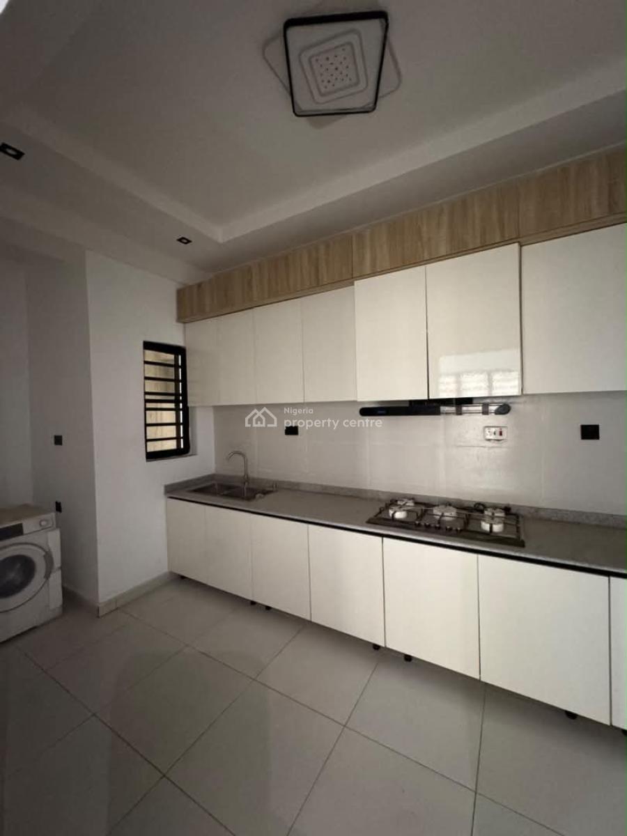 Two Bedroom  Apartment, Ologolo, Lekki, Lagos, Flat / Apartment for Rent