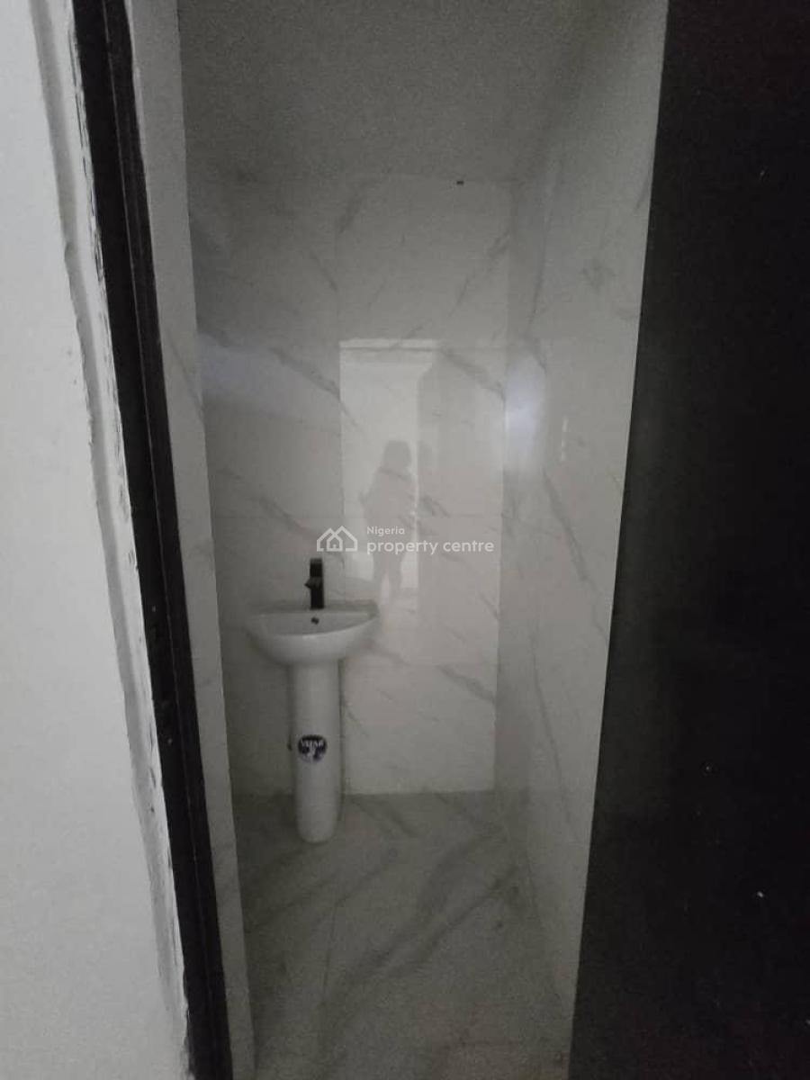 Spacious 3 Bedroom Terraced Duplex, in General Paint, Abraham Adesanya, Lekki, Lagos, Terraced Duplex for Sale