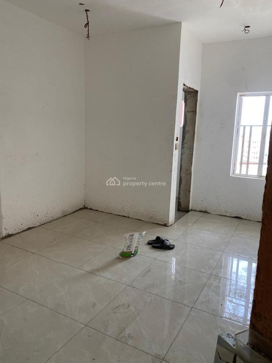 a Lovely Spacious Fantastic 3 Bedroom Maisonette with Bq, Alcove Estate, Alagomeji, Yaba, Lagos, House for Sale