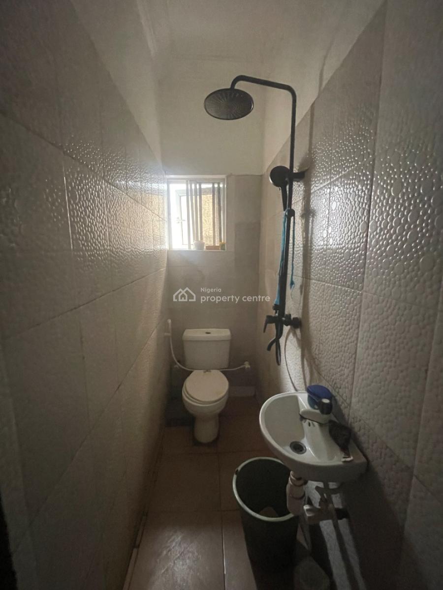 Standard Serviced Room Self-contain, in a Gated & Serene Neighborhood, Akoka, Yaba, Lagos, Self Contain (single Rooms) for Rent