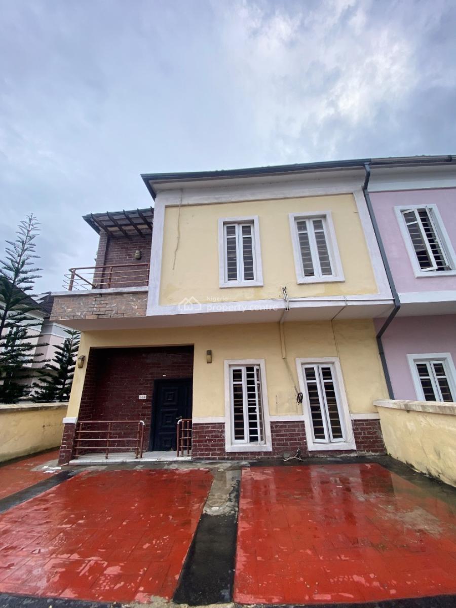 Hot Urgent Distress Offer 4bedroom Semidetached +bq in a Secure Estate, in a Secure & Serene Estate, Ikota, Lekki, Lagos, Semi-detached Duplex for Sale