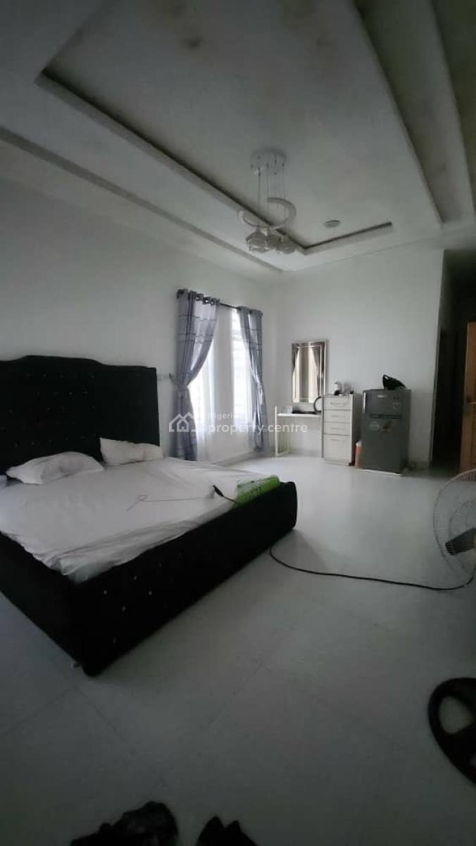 Luxury 4bedroom, Ologolo, Lekki, Lagos, Semi-detached Duplex for Rent