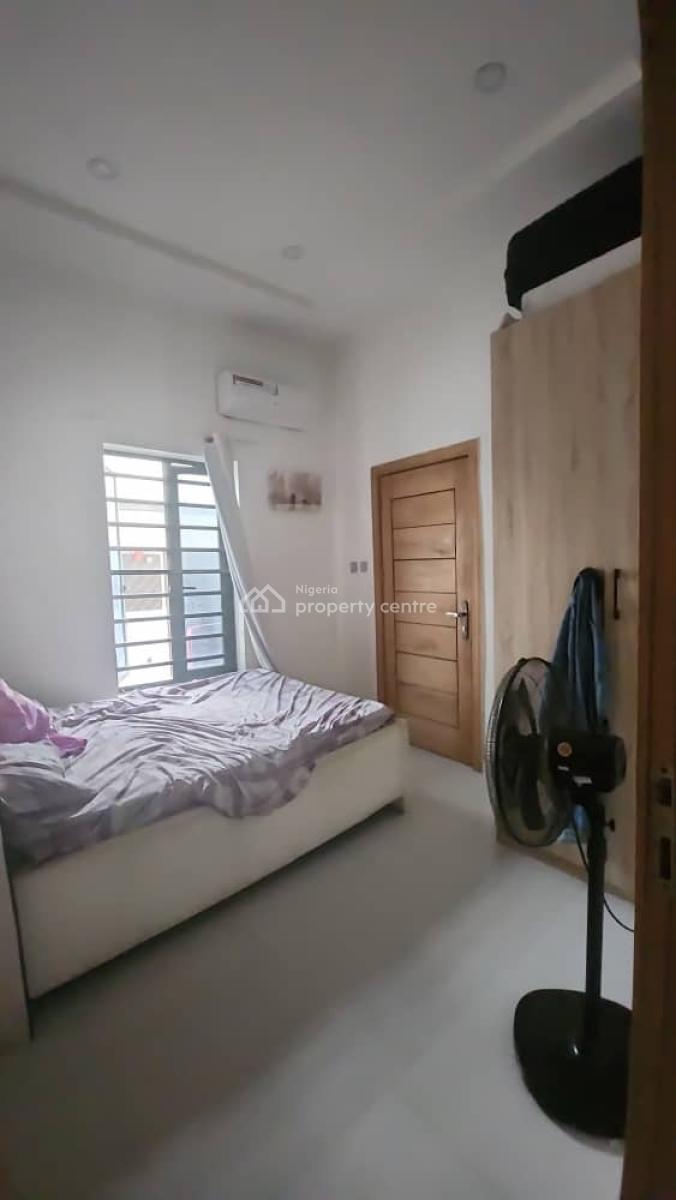 Luxury 4bedroom, Ologolo, Lekki, Lagos, Semi-detached Duplex for Rent