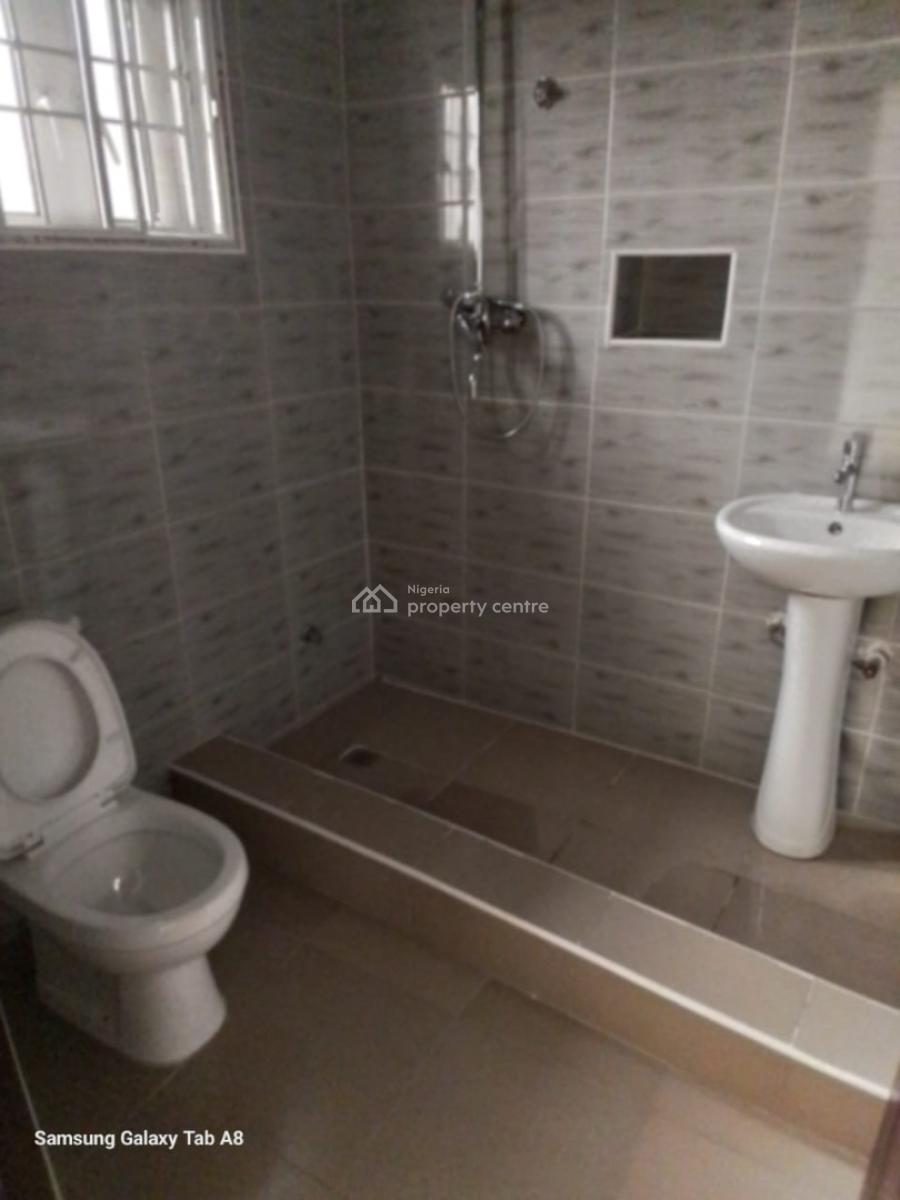 4 Bedroom Terrace with 1 Room Bq, Guzape District, Abuja, Terraced Duplex for Rent