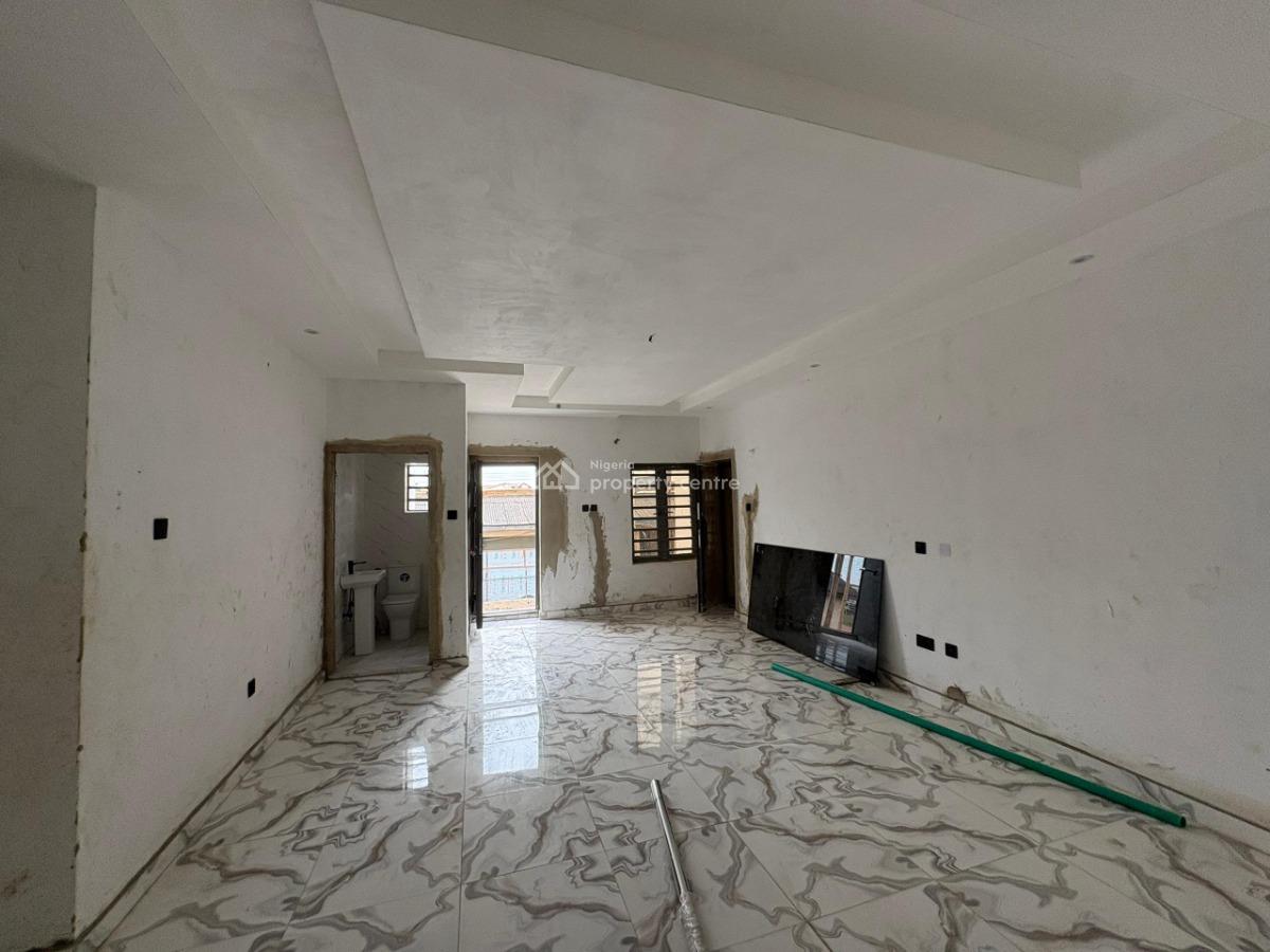 Newly Built Luxury Apartment with Easy Access to Everywhere in Lagos, Surulere, Lagos, Flat / Apartment for Sale