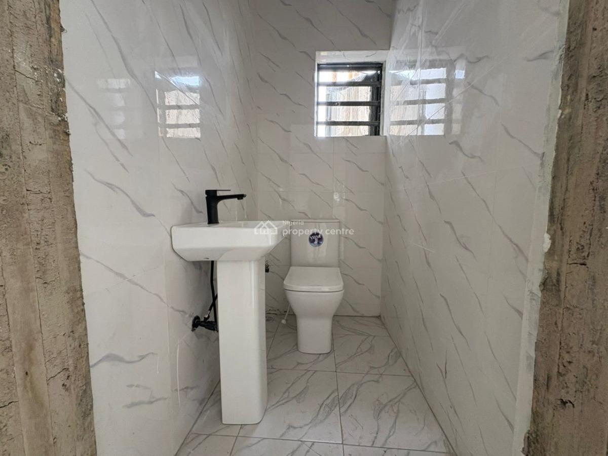 Newly Built Luxury Apartment with Easy Access to Everywhere in Lagos, Surulere, Lagos, Flat / Apartment for Sale