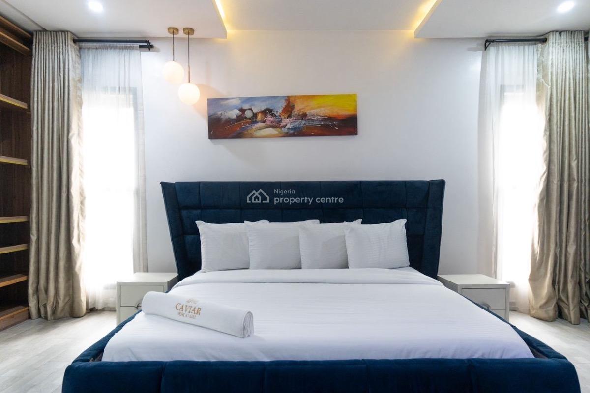 Resort-style 3-bedroom Luxury Apartment with Swimming Pool, Resort-style 3-bedroom Luxury Apartment with Swimming Pool, Lekki Phase 1, Lekki, Lagos, Flat / Apartment Short Let