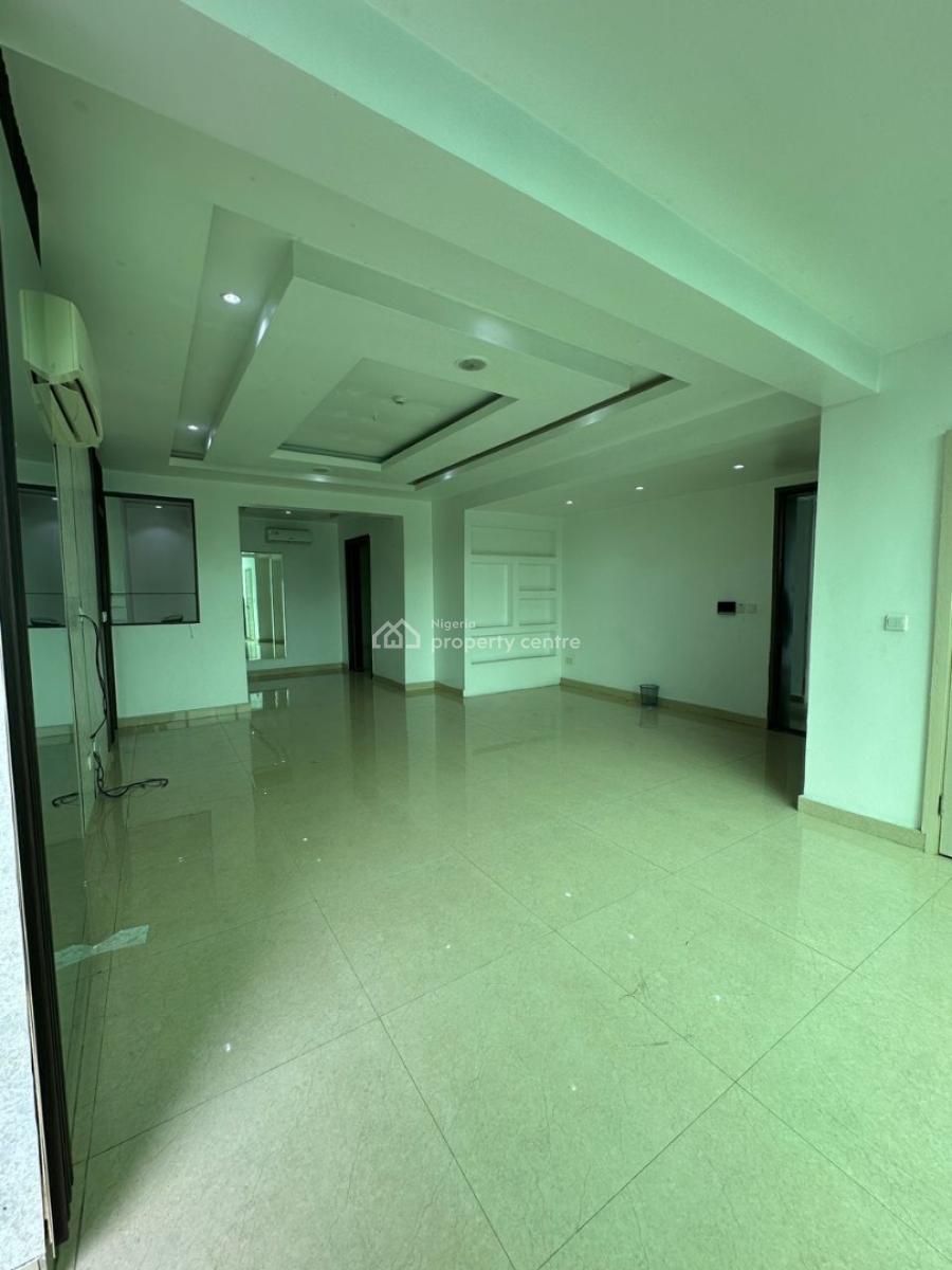 Spacious Well Maintained 3-bedroom Apartment on The First Floor, Ikoyi, Lagos, Flat / Apartment for Rent