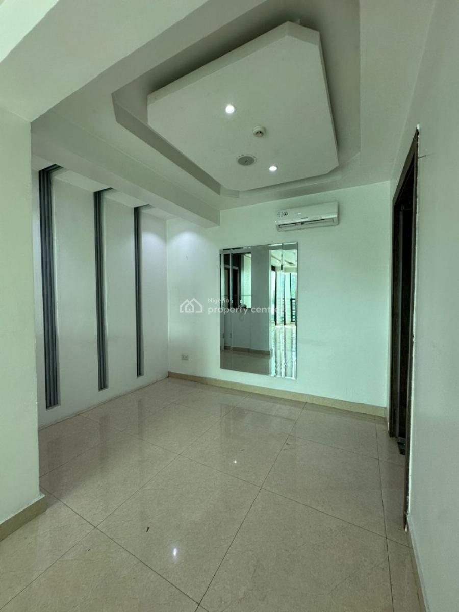 Spacious Well Maintained 3-bedroom Apartment on The First Floor, Ikoyi, Lagos, Flat / Apartment for Rent