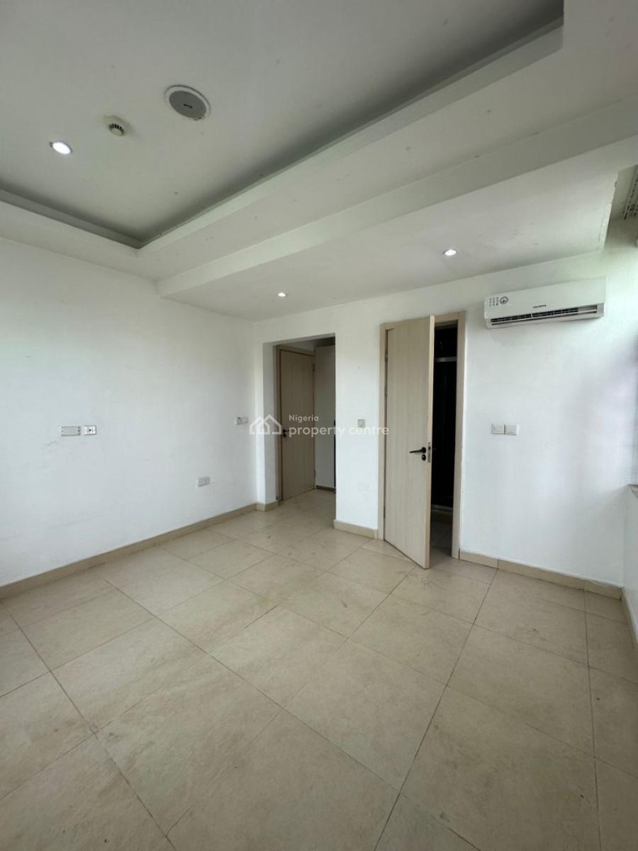 Spacious Well Maintained 3-bedroom Apartment on The First Floor, Ikoyi, Lagos, Flat / Apartment for Rent